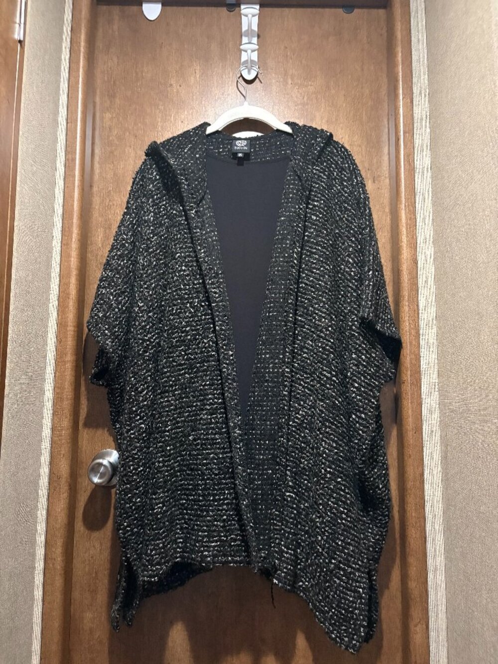Bobeau black/white tweed hooded cape